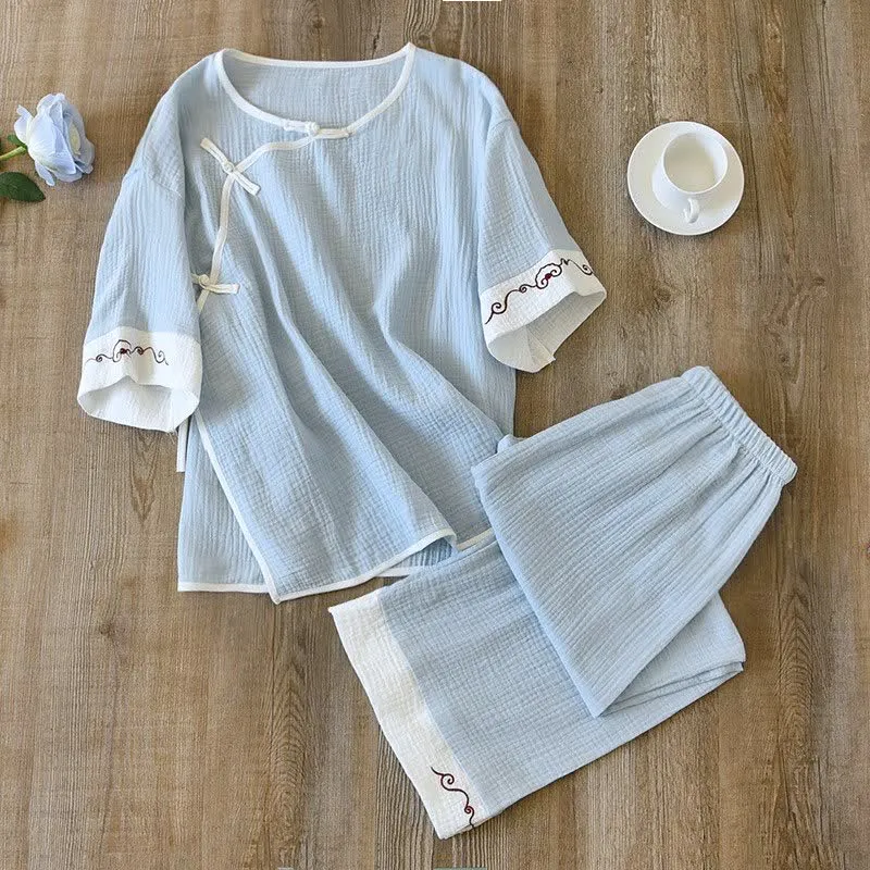 Loungewear im orientalischen Stil aus Baumwollgaze, Kimono