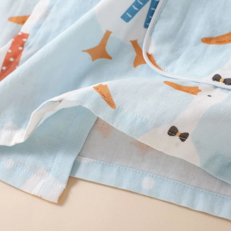 Baumwollgaze-Kimono-Pyjama mit Cartoon-Gans