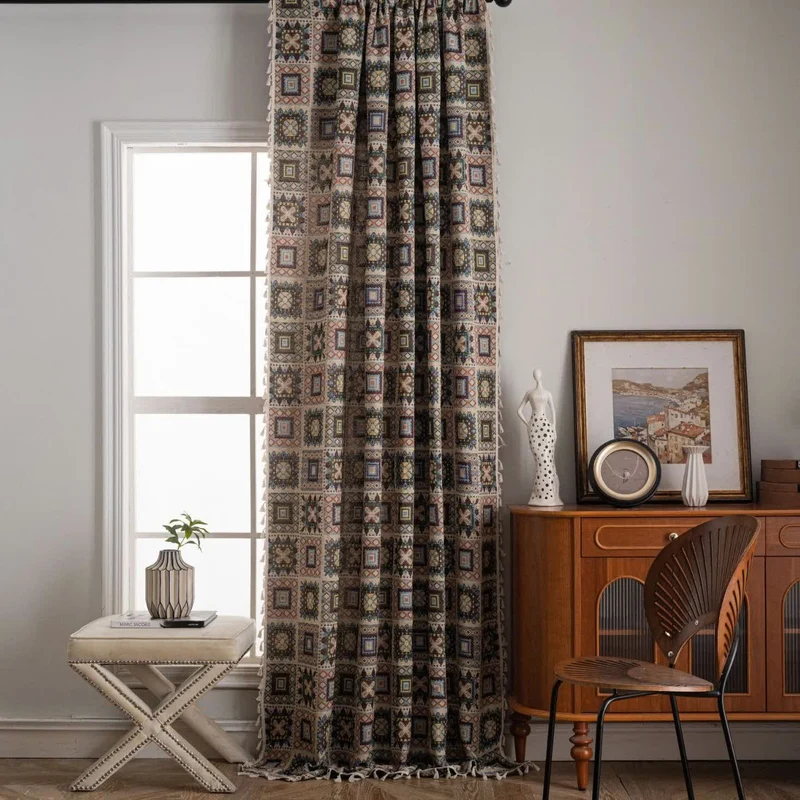 Geometrischer quadratischer Jacquard-Vorhang im Retro-Stil