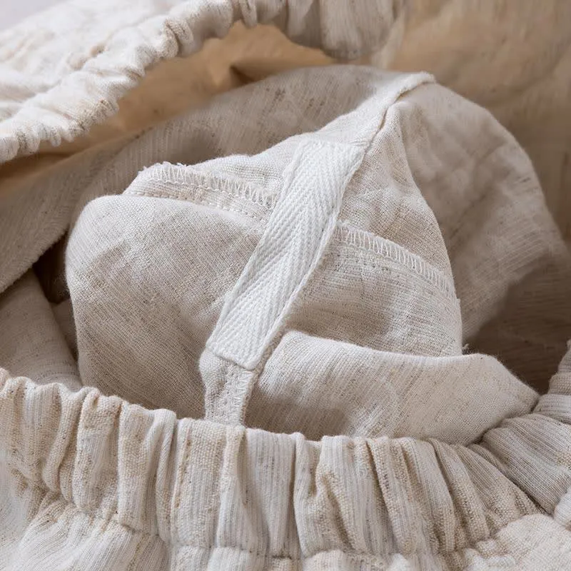 Passendes minimalistisches Loungewear-Set aus Baumwollleinen