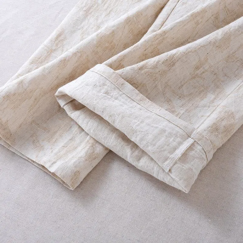 Passendes minimalistisches Loungewear-Set aus Baumwollleinen