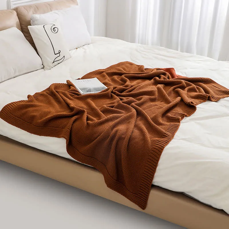 Ownkoti Einfache einfarbige Strickdecke