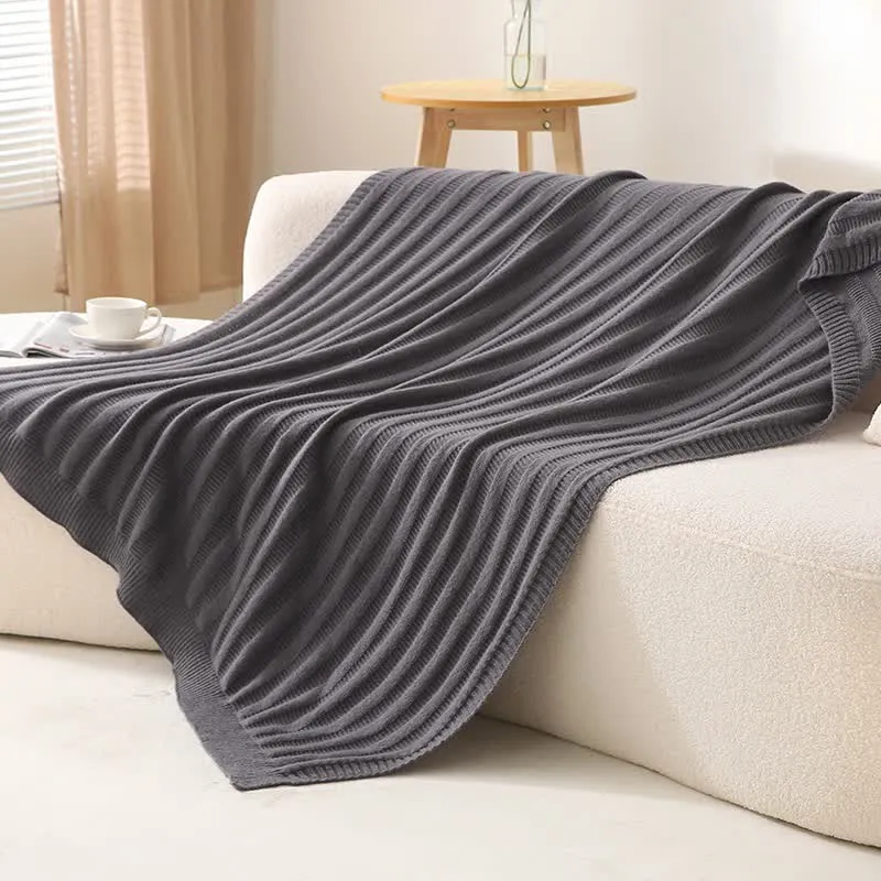 Ownkoti Strickdecke mit einfarbigen Streifen und Struktur