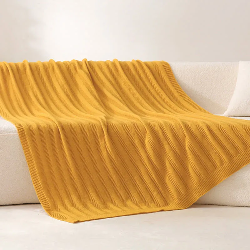 Ownkoti Strickdecke mit einfarbigen Streifen und Struktur