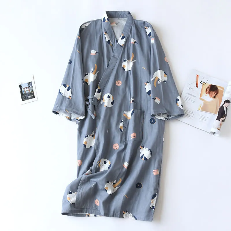 Passender Kimono-Bademantel aus Baumwollgaze mit Katzenmotiv