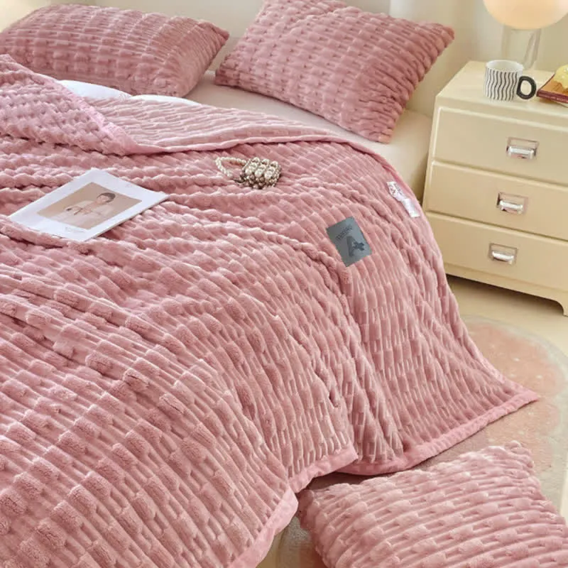 Ownkoti Minimalistische, einfarbige Fleecedecke mit Struktur