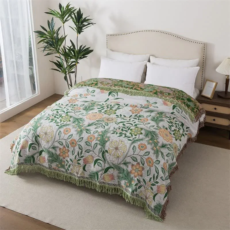 Ownkoti Refresh Floral Sofadecke aus Baumwollgaze mit Quasten