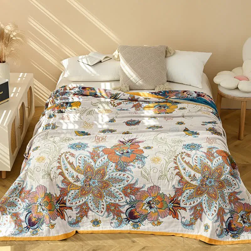 Wende-Steppdecke aus reiner Baumwolle mit Retro-Blumenmuster