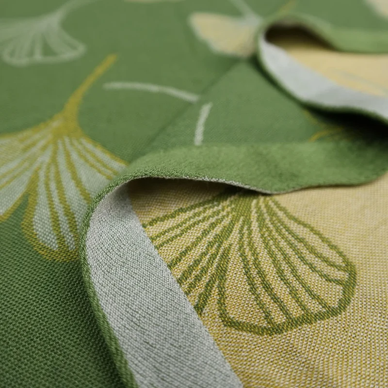 Grüne Ginkgoblatt-Sommerkühldecke