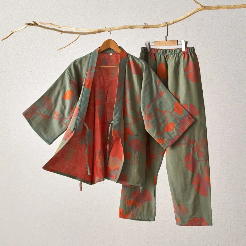 Großer Kimono-Pyjama aus Baumwolle mit Ginkgoblättern