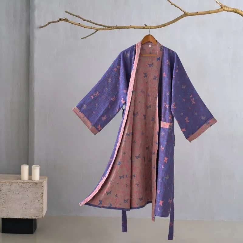 Kimono-Bademantel aus Baumwollgaze mit Schmetterlingsmuster