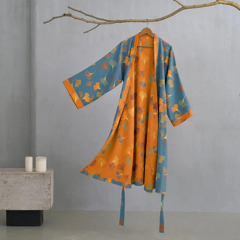 Kimono-Bademantel aus Ginkgo-Biloba-Baumwolle