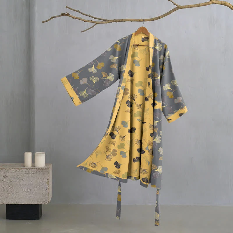Kimono-Bademantel aus Ginkgo-Biloba-Baumwolle