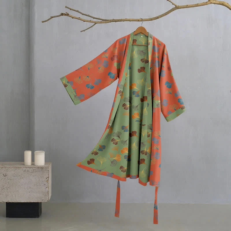 Kimono-Bademantel aus Ginkgo-Biloba-Baumwolle