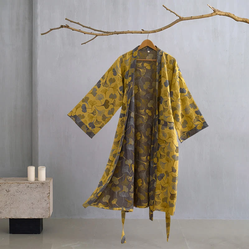 Kimono-Bademantel aus Ginkgo-Biloba-Baumwolle