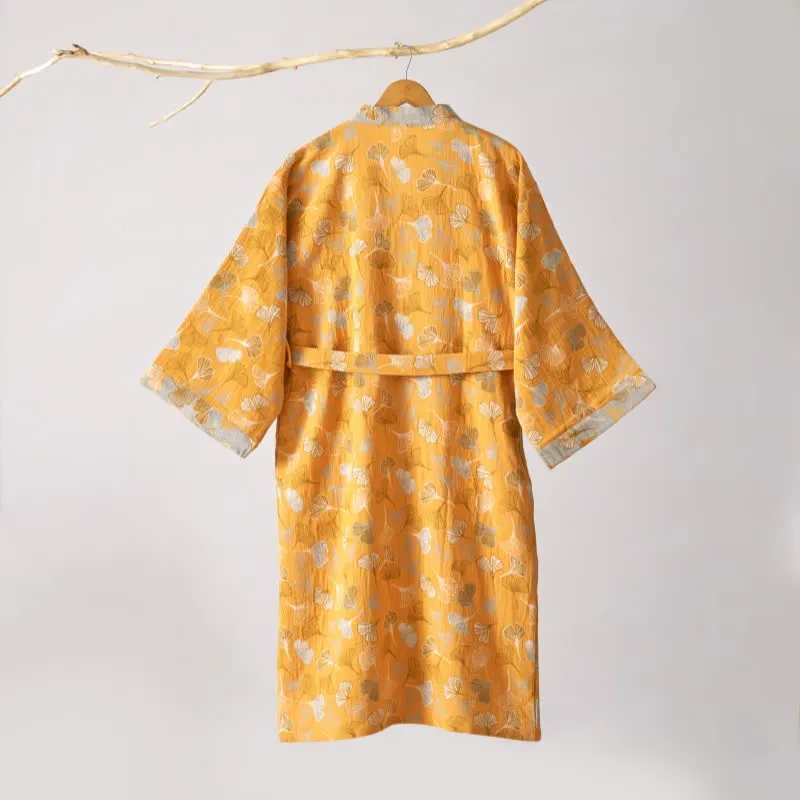 Kimono-Bademantel aus Ginkgo-Biloba-Baumwolle