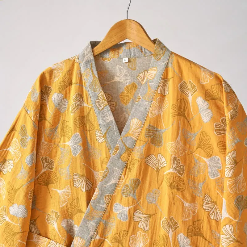 Kimono-Bademantel aus Ginkgo-Biloba-Baumwolle