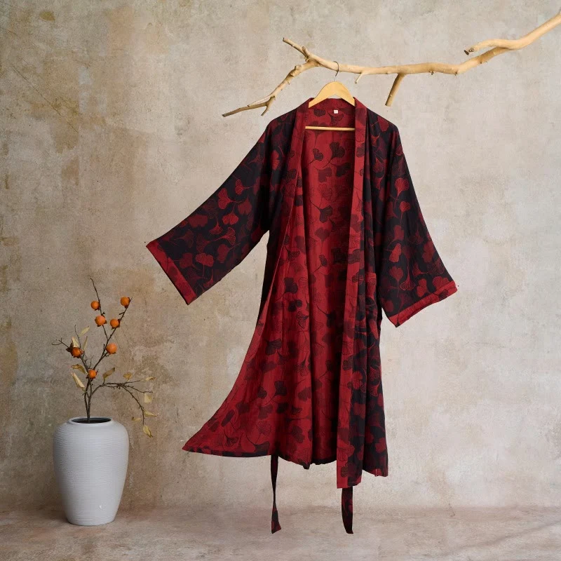 Kimono-Bademantel aus Ginkgo-Biloba-Baumwolle