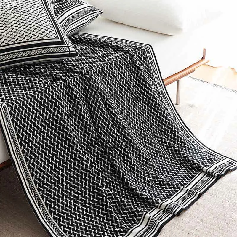 Ownkoti Strickdecke im nordischen Stil