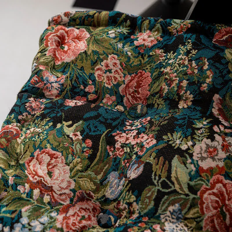 Weiches Bodenstuhlkissen im Vintage-Stil mit Pfingstrosenmotiv
