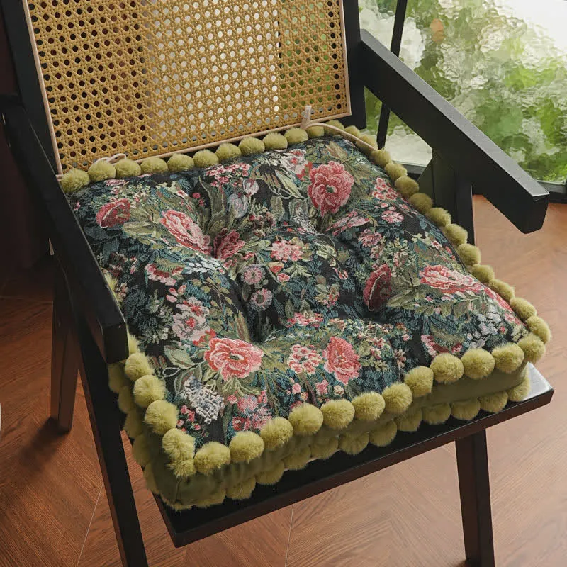 Weiches Bodenstuhlkissen im Vintage-Stil mit Pfingstrosenmotiv