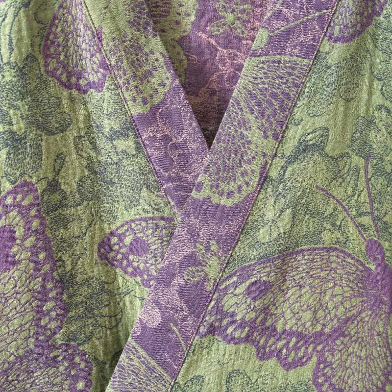 Traumhafter Kimono-Bademantel aus Baumwollgaze mit Schmetterlingsmotiv