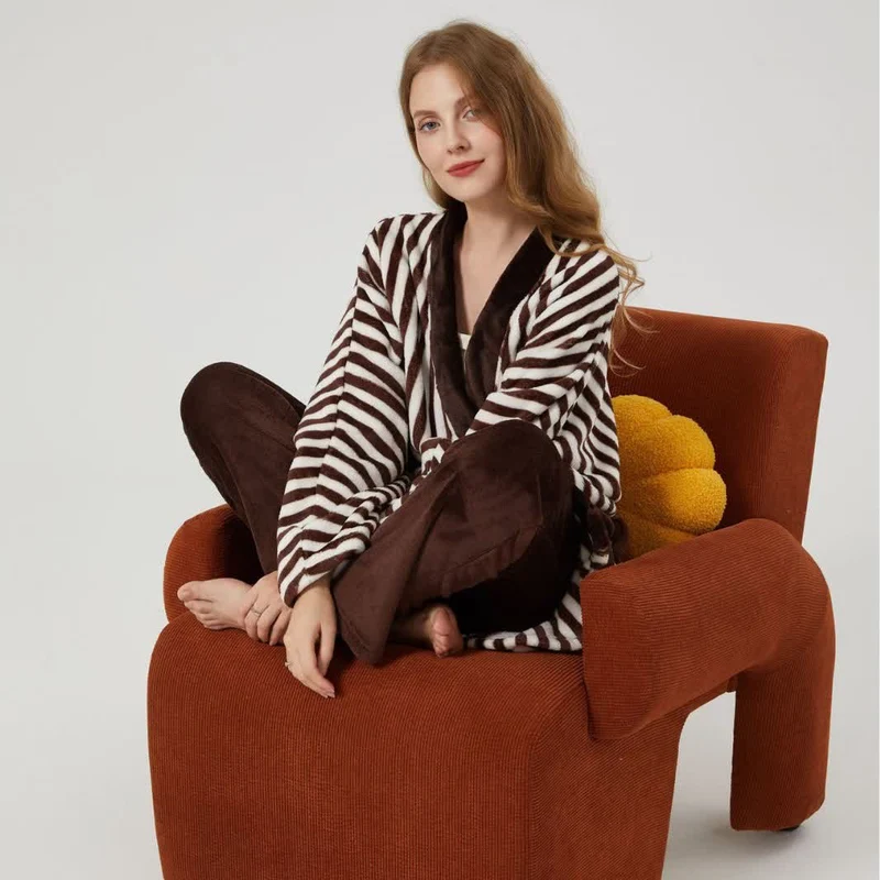 Gestreiftes Kimono-Stil Plüsch-Loungewear-Set