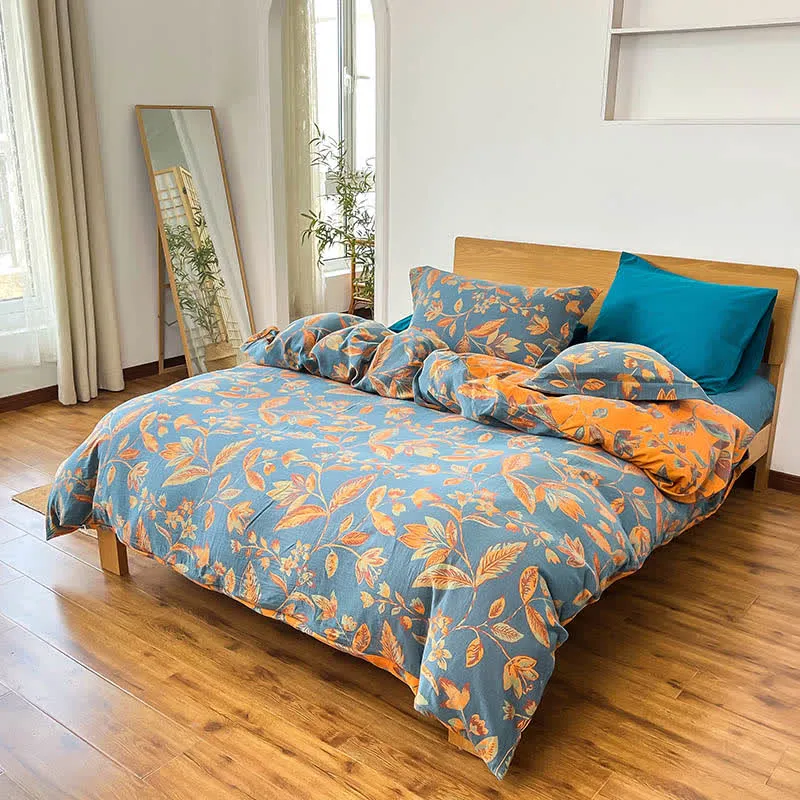 Bettwäscheset aus Jacquard-Baumwolle mit botanischem Blattmotiv (4-teilig)