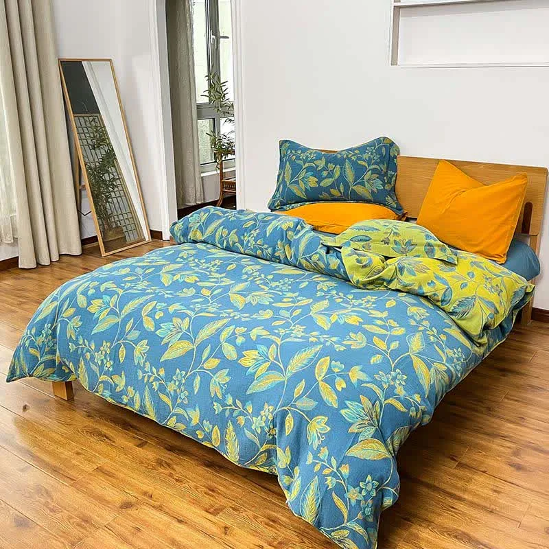 Bettwäscheset aus Jacquard-Baumwolle mit botanischem Blattmotiv (4-teilig)