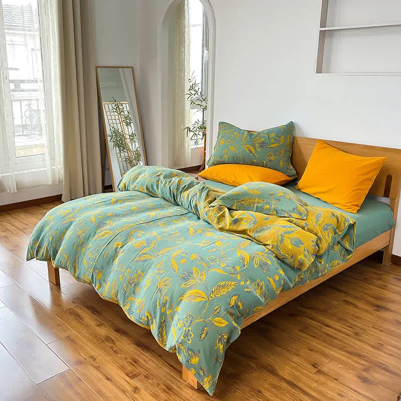 Bettwäscheset aus Jacquard-Baumwolle mit botanischem Blattmotiv (4-teilig)
