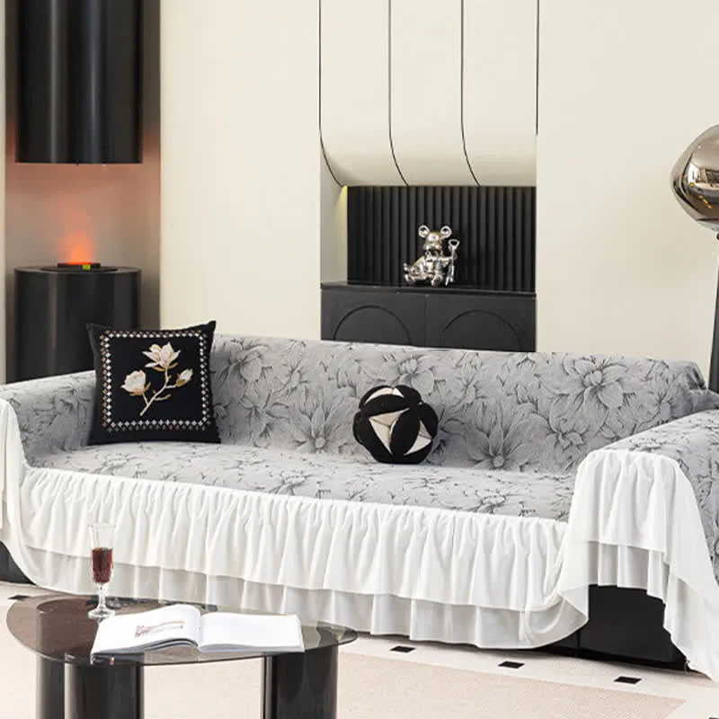 Chenille-Sofaschoner „Lily“ mit Rüschen