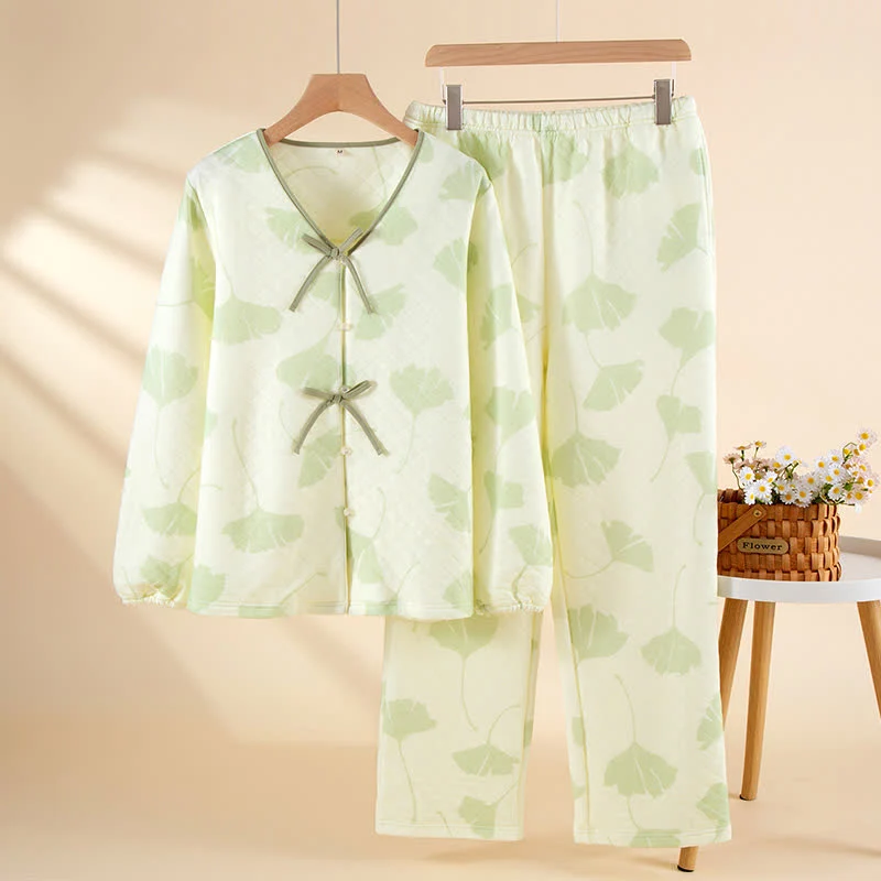 Warmes Loungewear-Set aus Baumwolle mit Ginkgoblättern