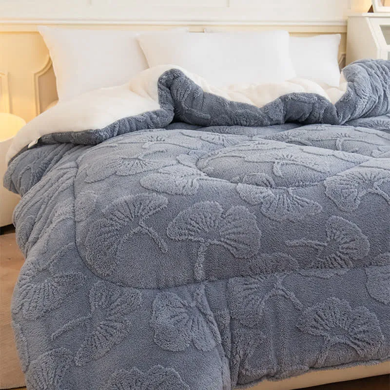 Jacquard-Sherpa-Wendedecke mit Ginkgoblättern