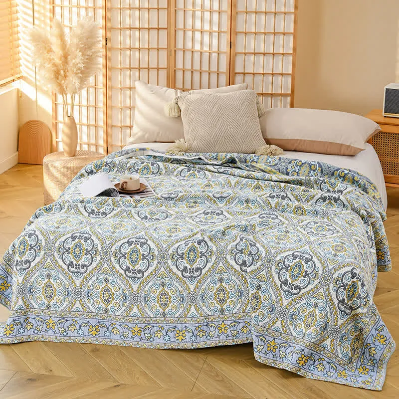 Elegante Vintage-Steppdecke aus Baumwollgaze mit Blumenmuster