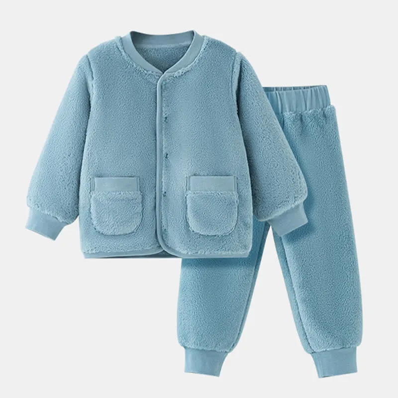Einfarbiger Plüsch-Babybademantel