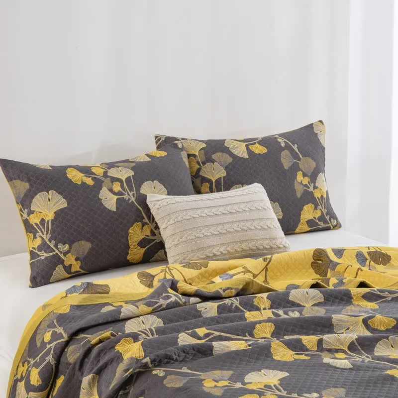 Wendbare Tagesdecke aus Bio-Baumwolle mit Ginkgo-Blatt