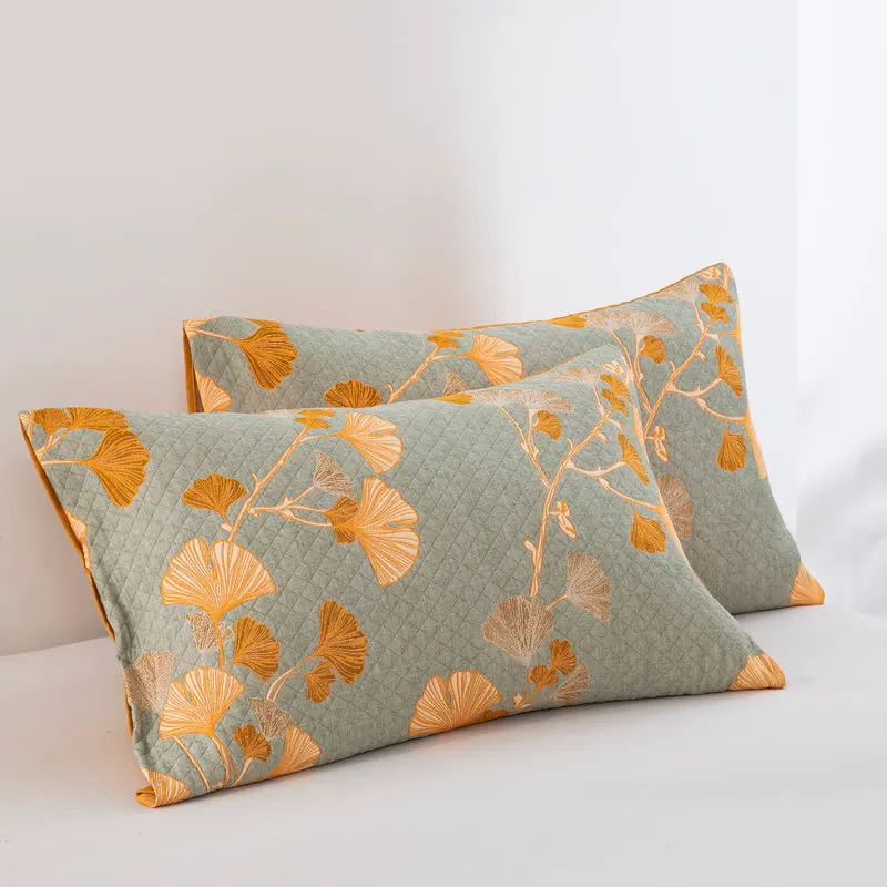 Wendbare Tagesdecke aus Bio-Baumwolle mit Ginkgo-Blatt