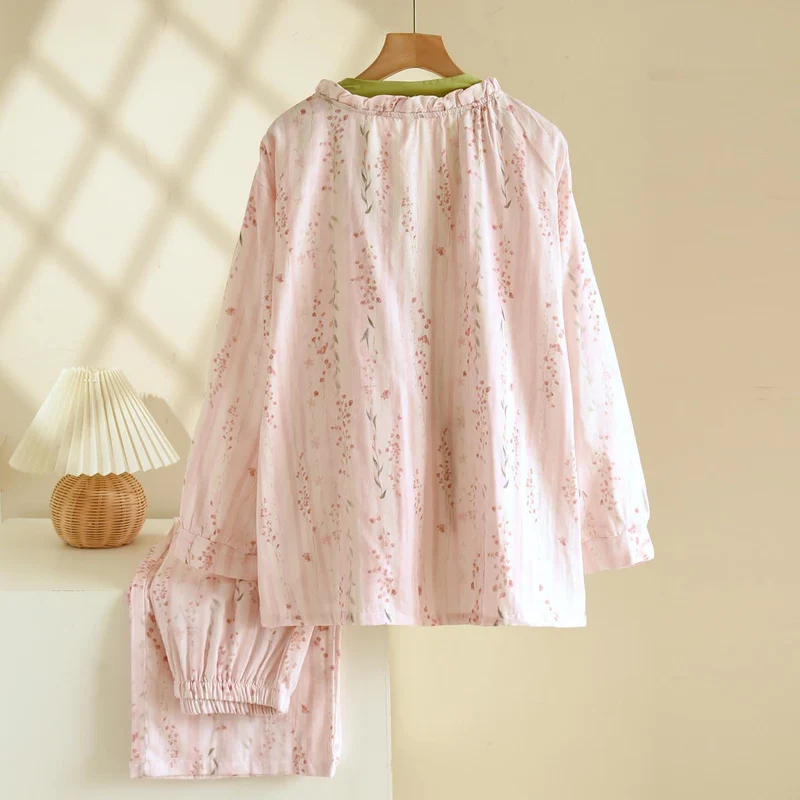 Rosa gestreiftes Kimono-Loungewear-Set mit Blumenmuster