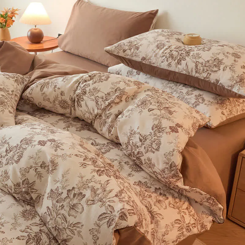 Bettwäsche-Set aus gebürsteter Baumwolle mit Blumenmuster und Blättern
