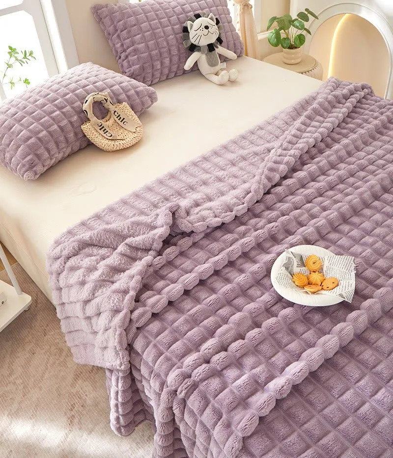 Karierte, dicke, warme Kuscheldecke
