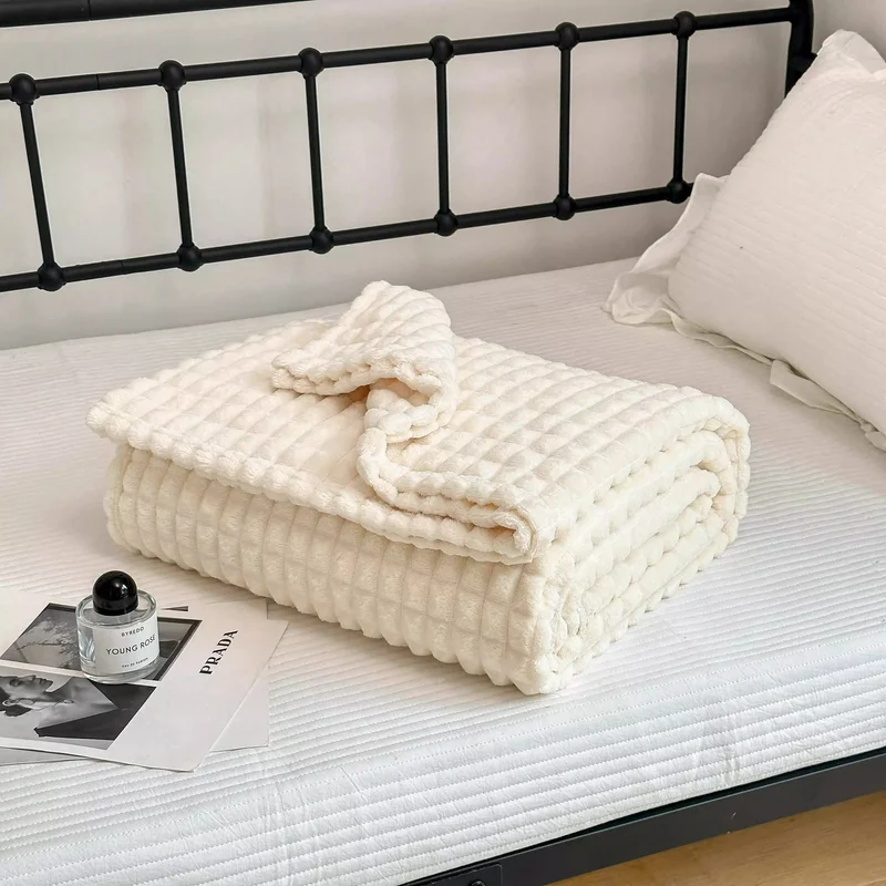 Karierte, dicke, warme Kuscheldecke