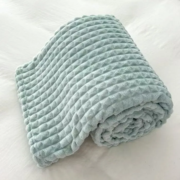 Karierte, dicke, warme Kuscheldecke