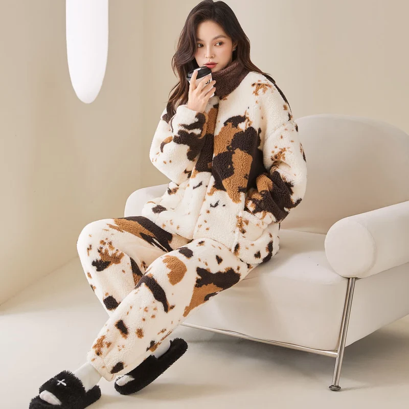Ownkoti Fleece-Loungewear-Set mit künstlerischem Print