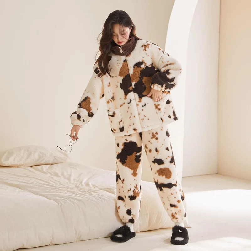 Ownkoti Fleece-Loungewear-Set mit künstlerischem Print