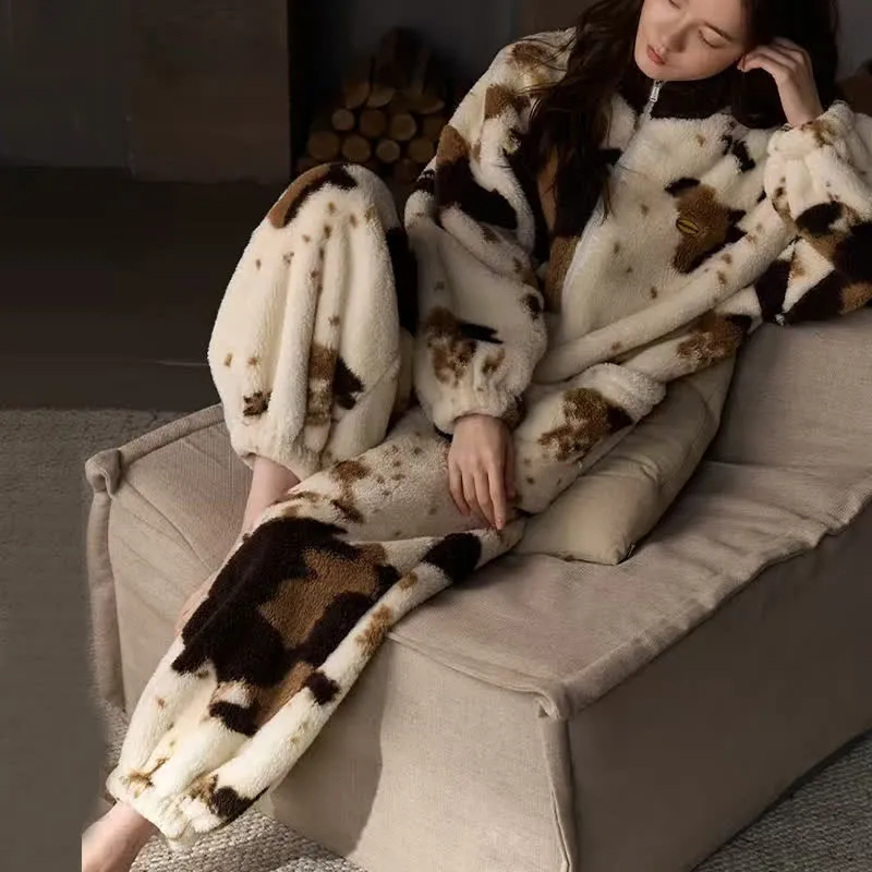 Ownkoti Fleece-Loungewear-Set mit künstlerischem Print