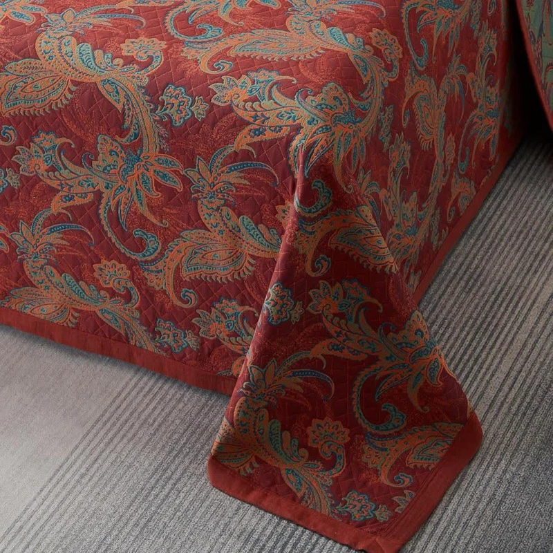 Vintage-Steppdecke aus garngefärbter Baumwolle mit Paisley-Muster