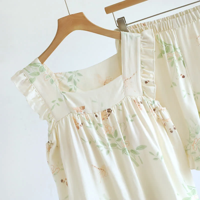 Gepolstertes Loungewear-Set mit Blumen- und Schmetterlings-Rüschen