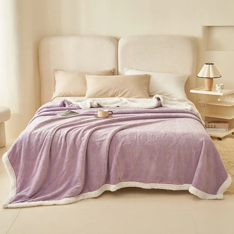 Warme Jacquard-Überwurfdecke mit floraler Textur