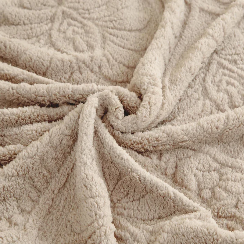 Jacquard-Überwurfdecke mit Vintage-Blumenmuster