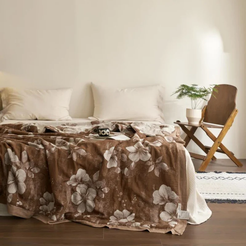 Baumwollgaze-Jacquard-Steppdecke im Retro-Stil mit Blumenmuster